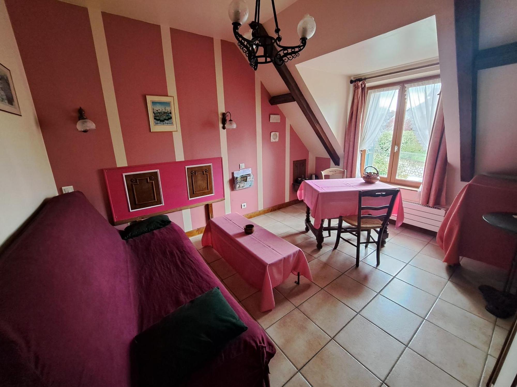 Location A Coucy Le Chateau Ngoại thất bức ảnh